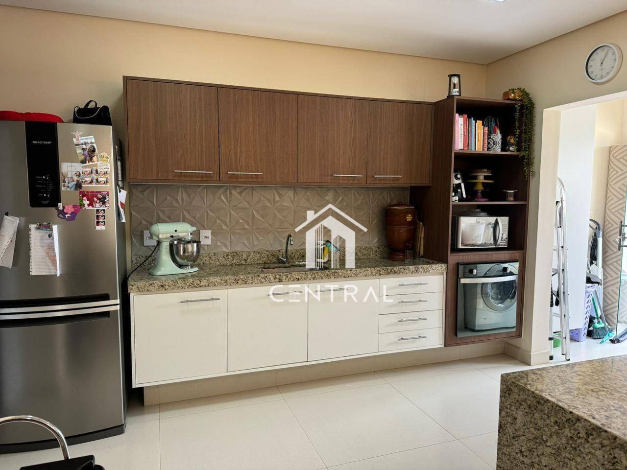 Sobrado à venda com 3 quartos, 168m² - Foto 13