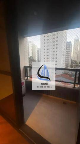 Apartamento à venda com 3 quartos, 116m² - Foto 26