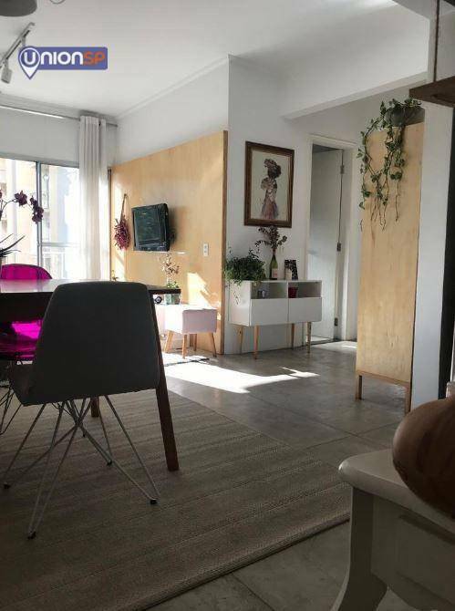 Apartamento à venda com 2 quartos, 70m² - Foto 4