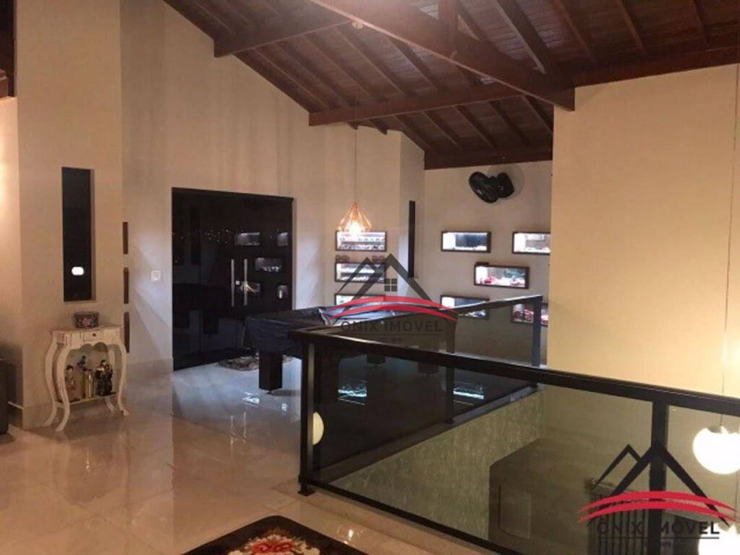 Casa à venda com 3 quartos, 250m² - Foto 29