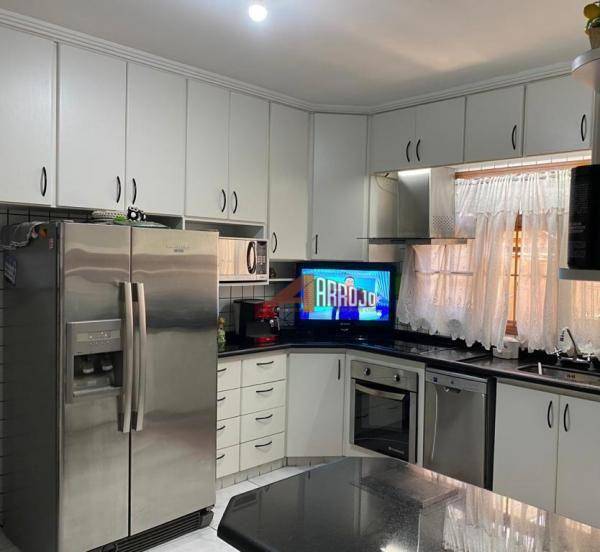 Sobrado à venda com 3 quartos, 132m² - Foto 30