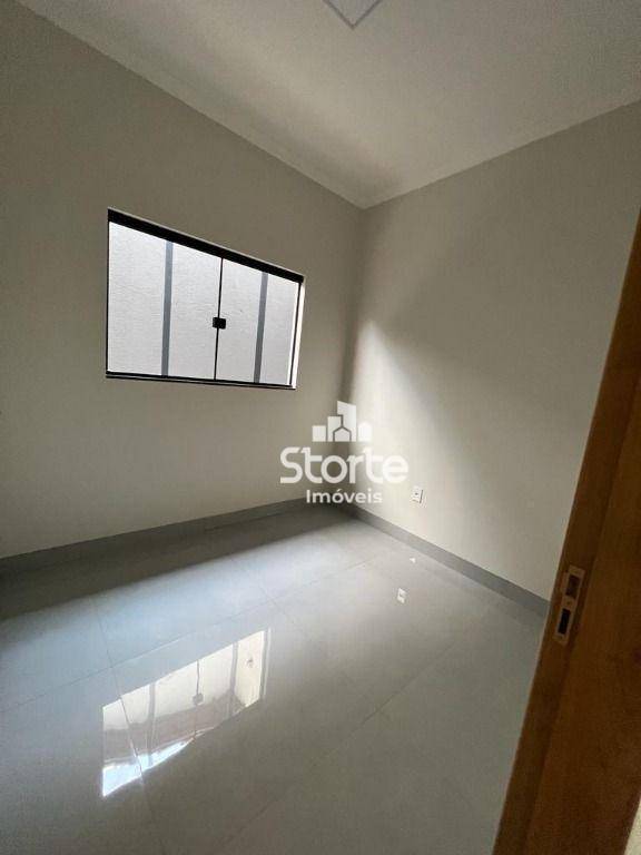 Casa à venda com 3 quartos, 142m² - Foto 4