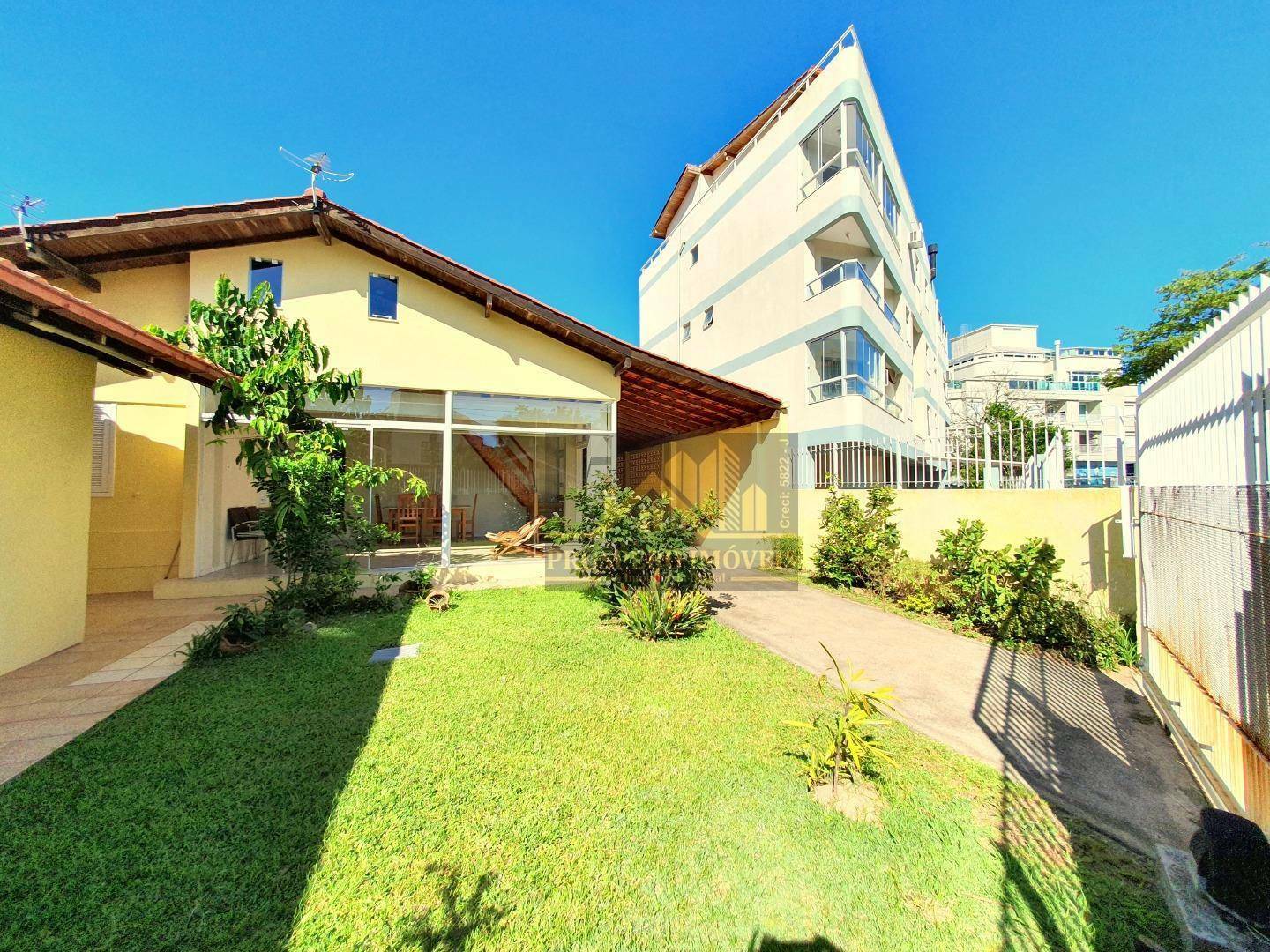 Casa à venda e aluguel com 4 quartos, 260m² - Foto 24