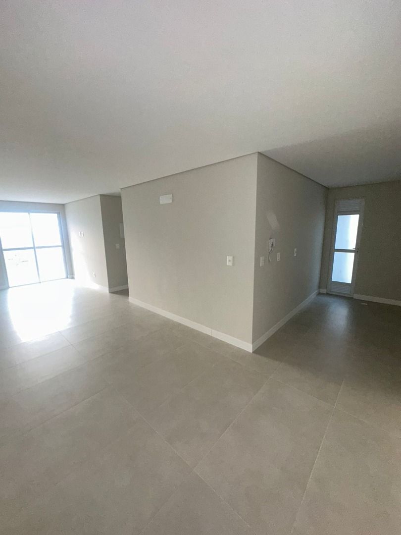 Apartamento à venda com 3 quartos, 86m² - Foto 3