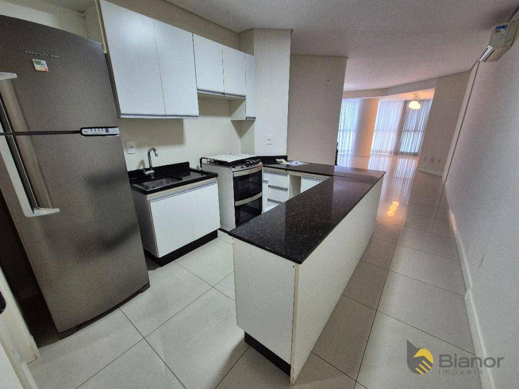 Apartamento à venda com 3 quartos, 110m² - Foto 13