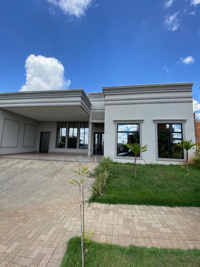 Casa à venda com 3 quartos, 170m² - Foto 2