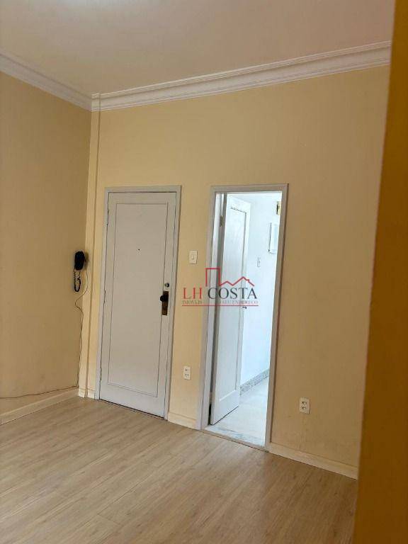 Apartamento à venda com 1 quarto, 42m² - Foto 1