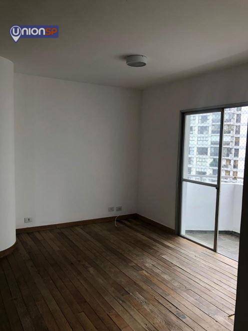 Apartamento à venda com 3 quartos, 97m² - Foto 2