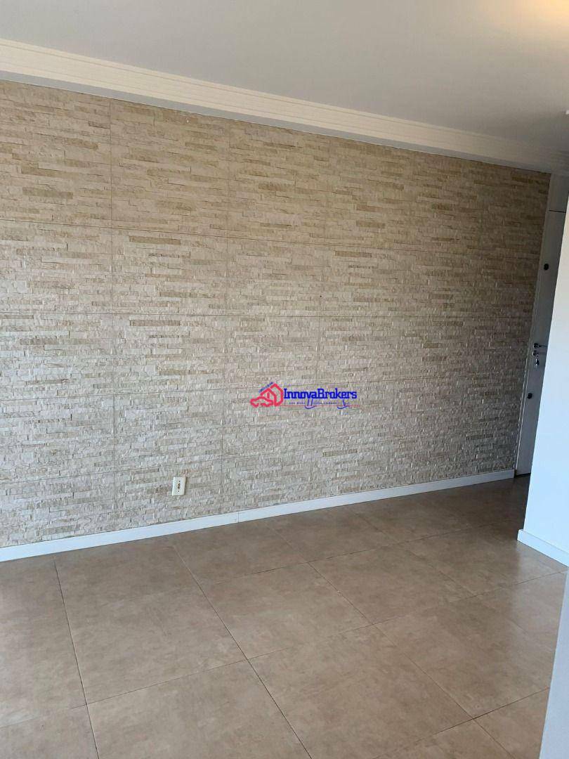 Apartamento à venda com 3 quartos, 62m² - Foto 2