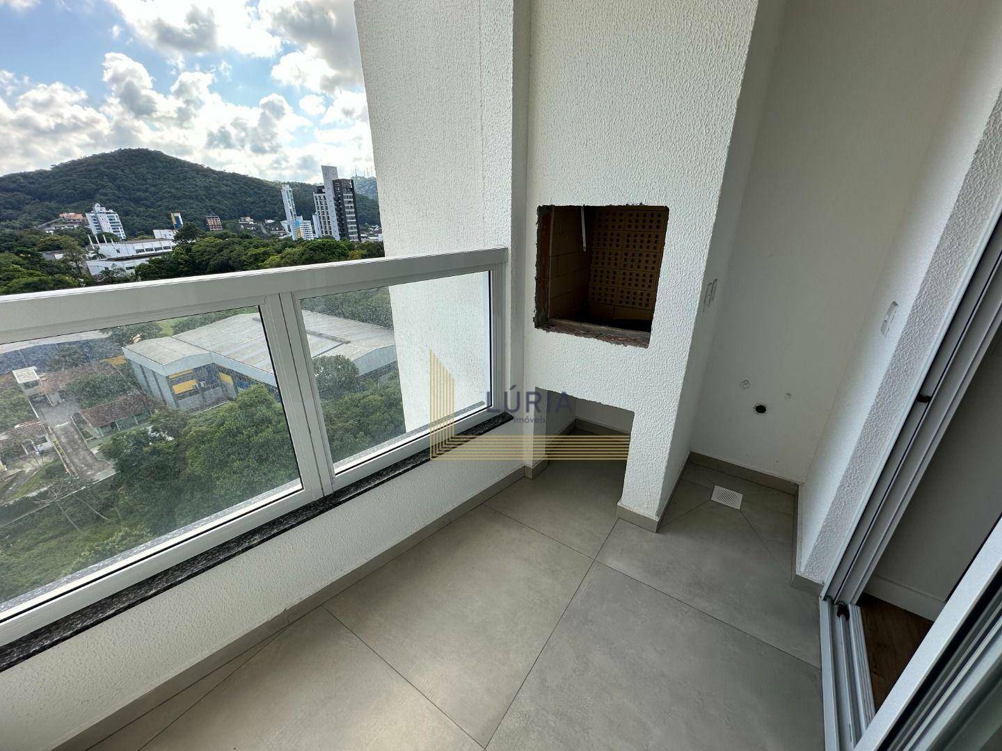 Apartamento à venda com 3 quartos, 125m² - Foto 6