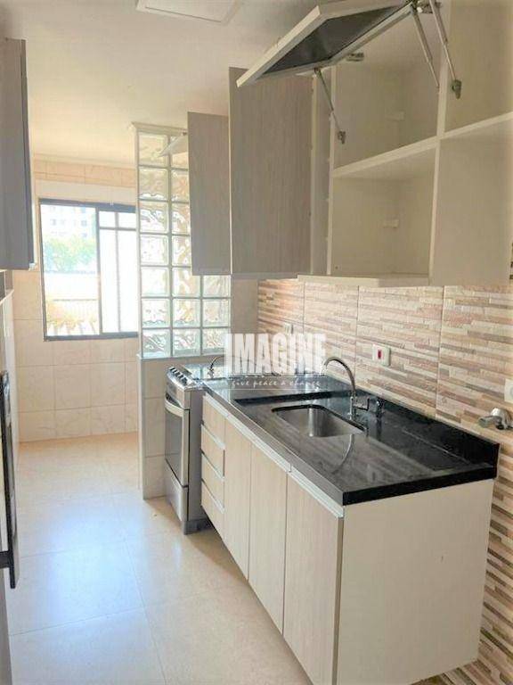 Apartamento à venda com 2 quartos, 68m² - Foto 6