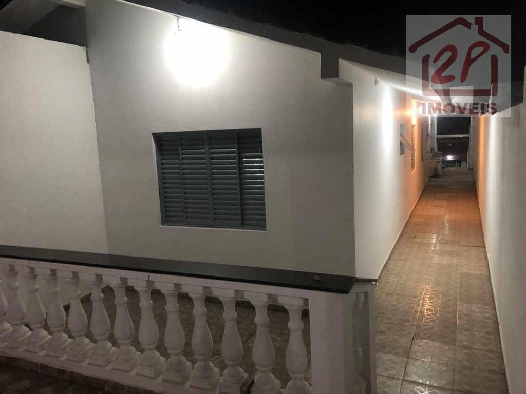 Casa à venda com 3 quartos, 190M2 - Foto 9