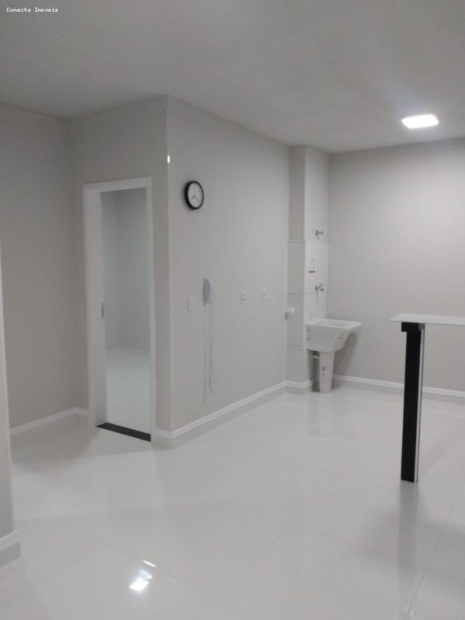 Apartamento à venda com 2 quartos, 44m² - Foto 16