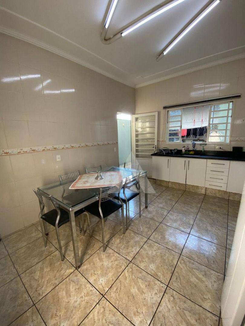 Casa à venda com 2 quartos, 120m² - Foto 7