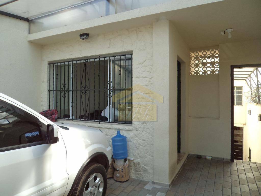 Sobrado à venda com 2 quartos, 200m² - Foto 17