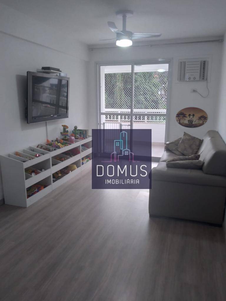 Apartamento à venda com 3 quartos, 90m² - Foto 1