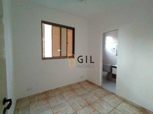 Apartamento à venda com 3 quartos, 70m² - Foto 18