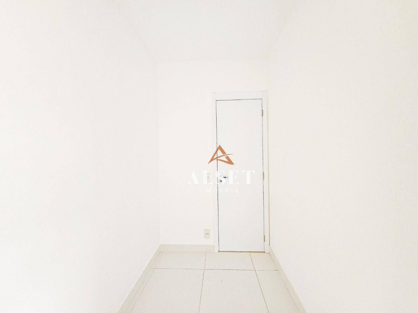 Apartamento à venda com 3 quartos, 159m² - Foto 34