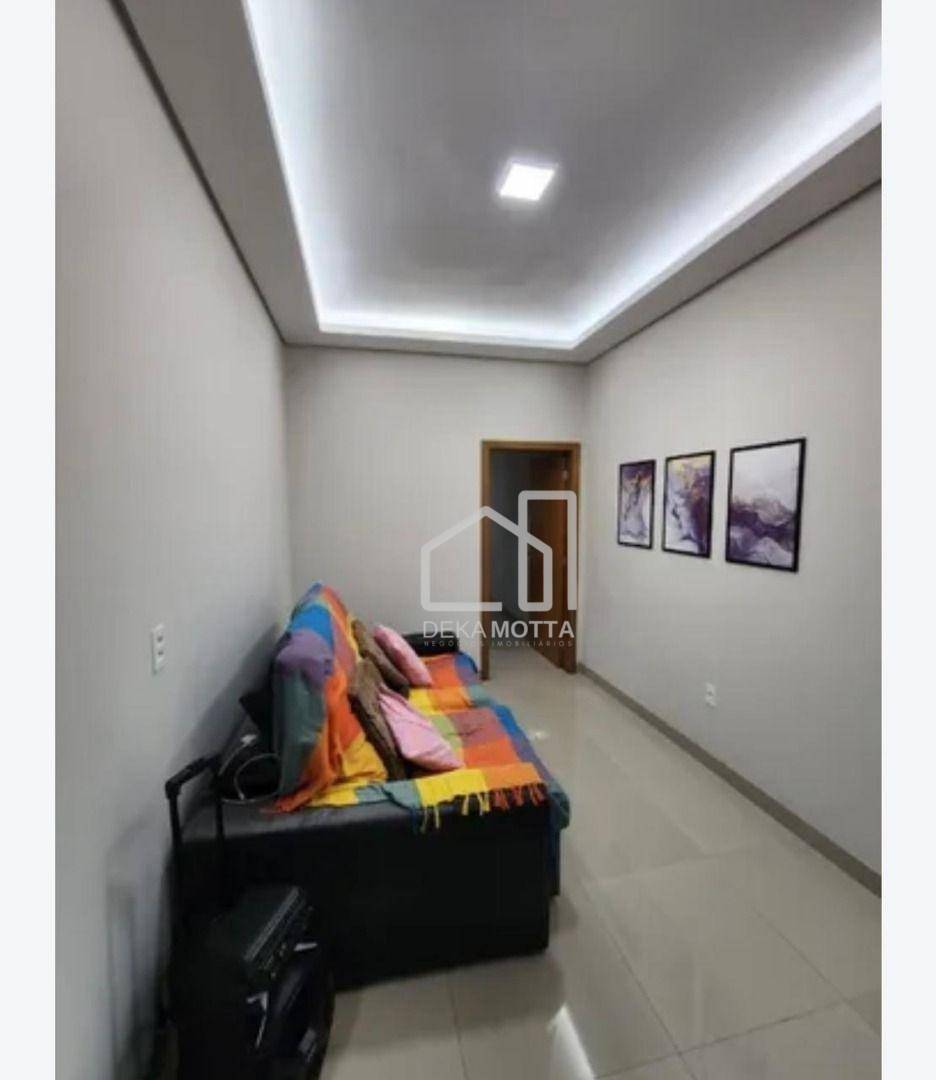 Casa à venda com 2 quartos, 70m² - Foto 8