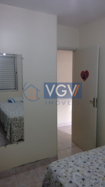 Apartamento à venda com 2 quartos, 42m² - Foto 14