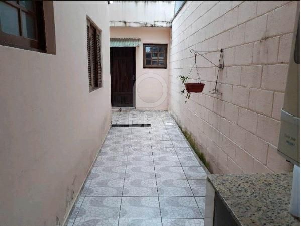 Casa à venda com 2 quartos, 200m² - Foto 20