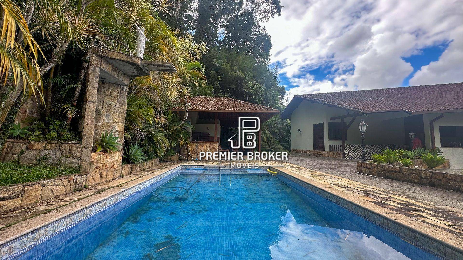 Casa de Condomínio à venda com 6 quartos, 600m² - Foto 3