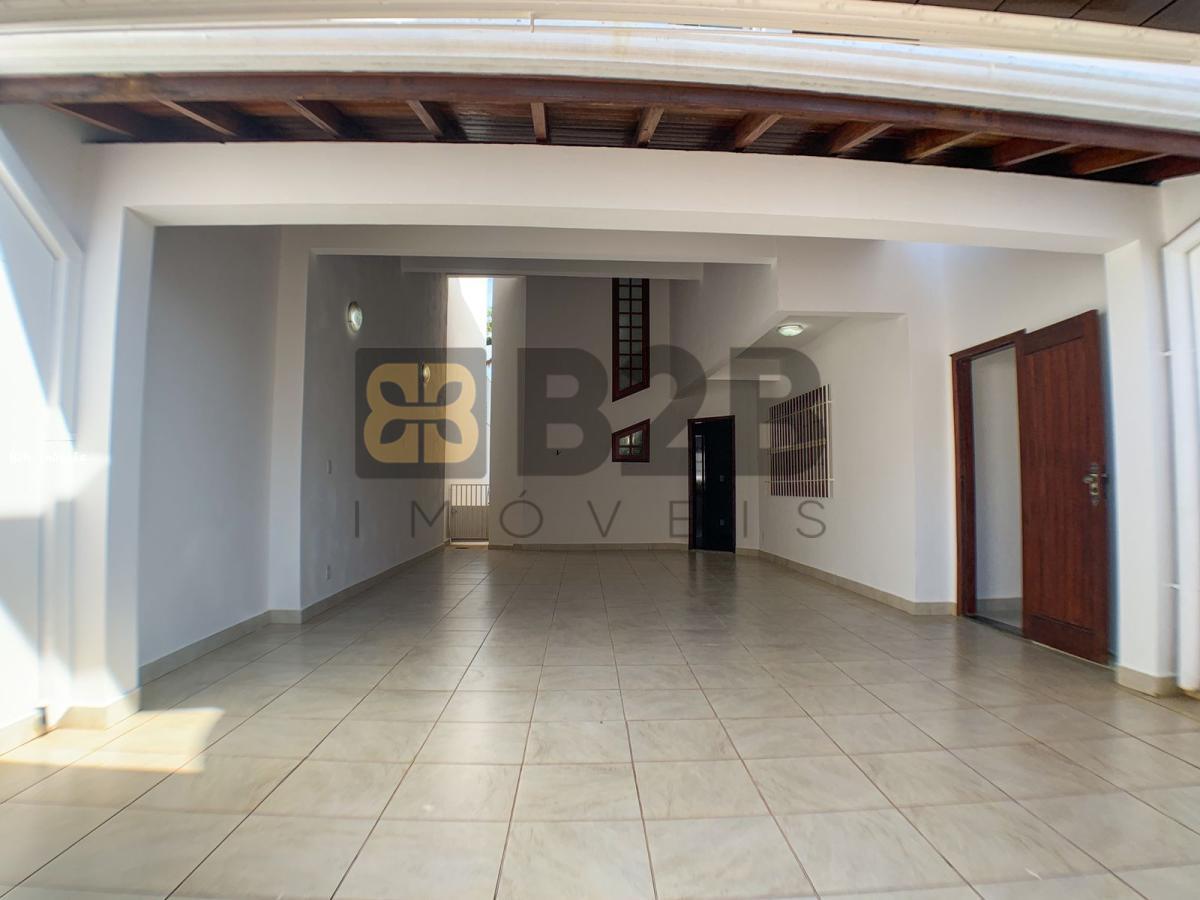 Casa à venda com 3 quartos, 300m² - Foto 21