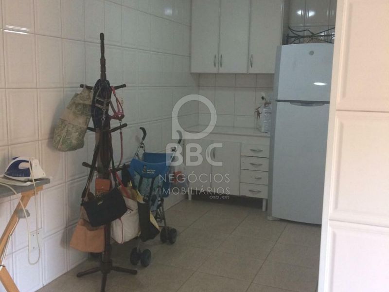 Sobrado à venda com 3 quartos, 206m² - Foto 30