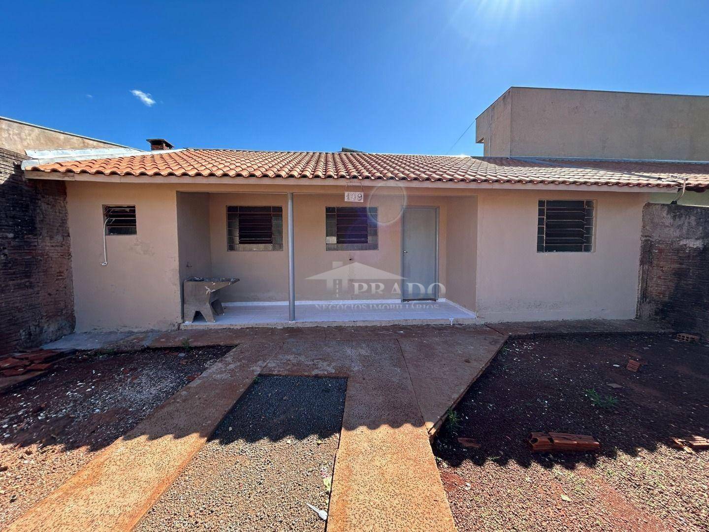 Casa, 2 quartos, 44 m² - Foto 1