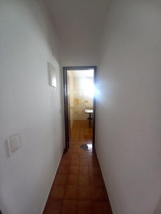 Casa à venda com 2 quartos, 1200m² - Foto 12