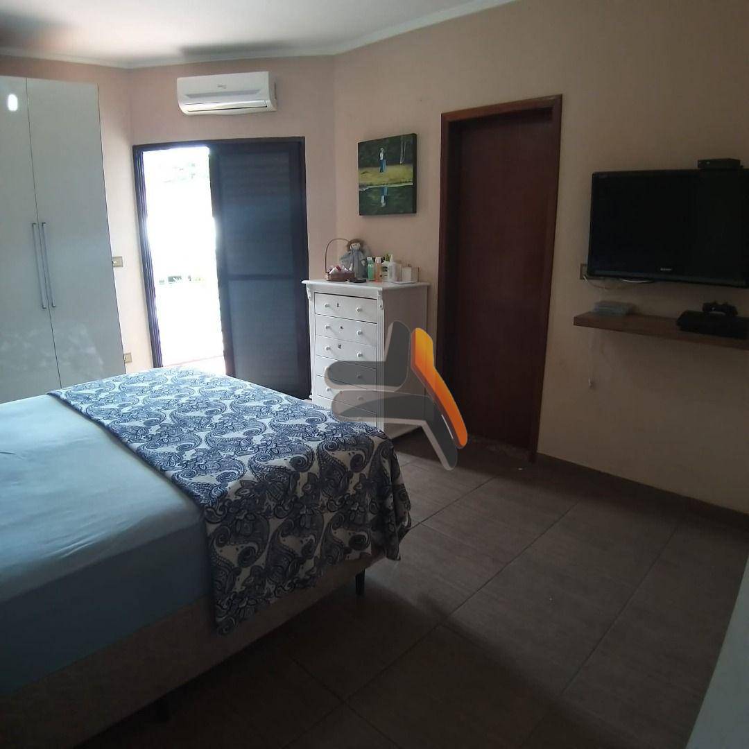 Casa à venda com 3 quartos, 164m² - Foto 7