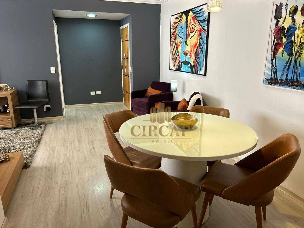 Apartamento à venda com 2 quartos, 68m² - Foto 1