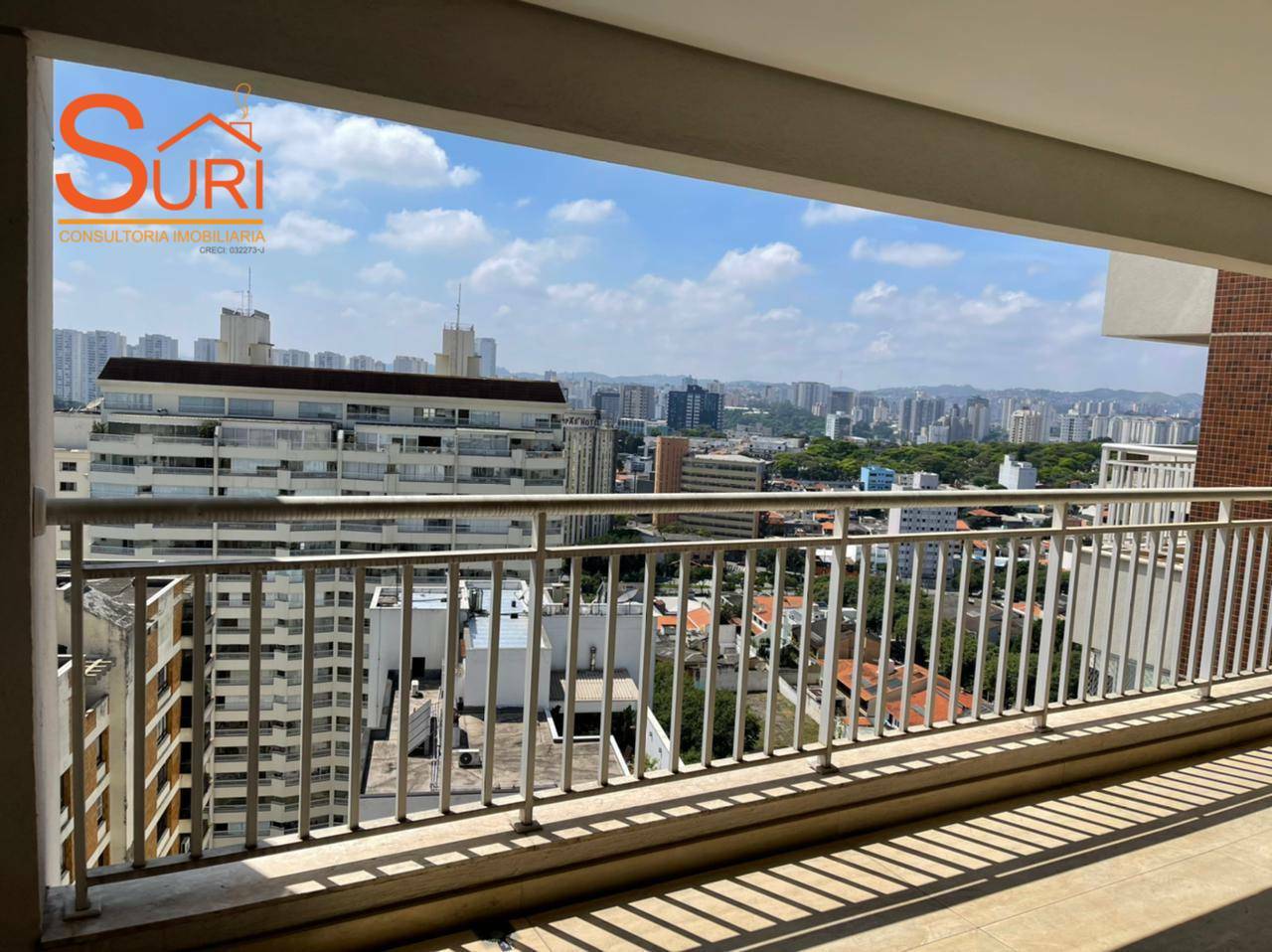 Apartamento à venda com 3 quartos, 127m² - Foto 1