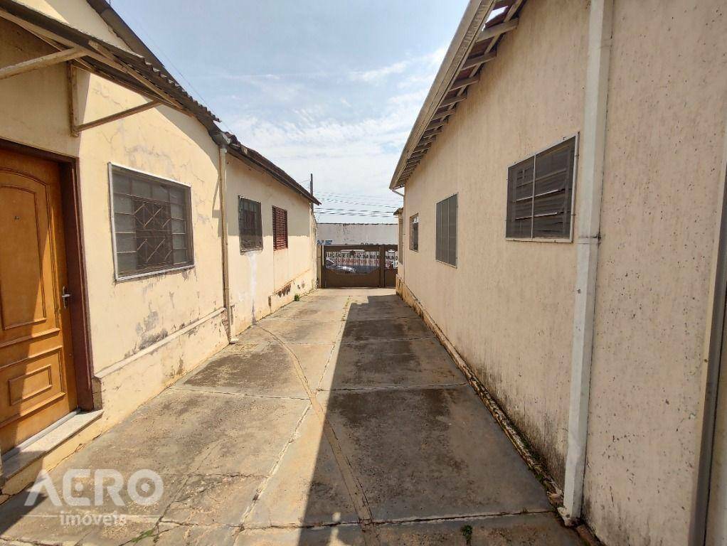 Casa à venda com 7 quartos, 390m² - Foto 17