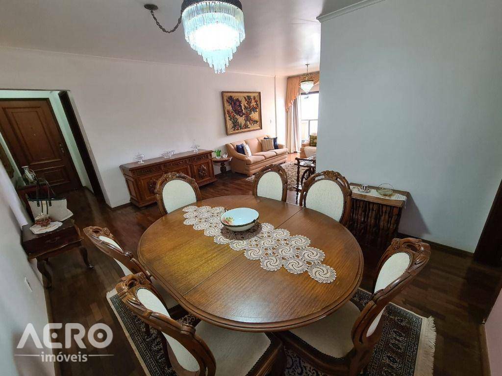 Apartamento à venda com 3 quartos, 131m² - Foto 15