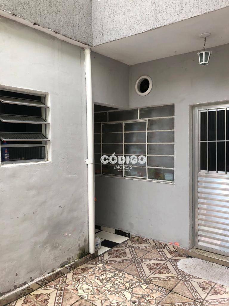 Sobrado à venda com 3 quartos, 187m² - Foto 7