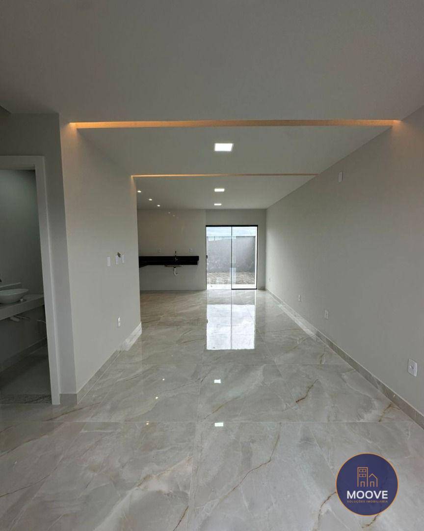 Casa à venda com 2 quartos, 78m² - Foto 1