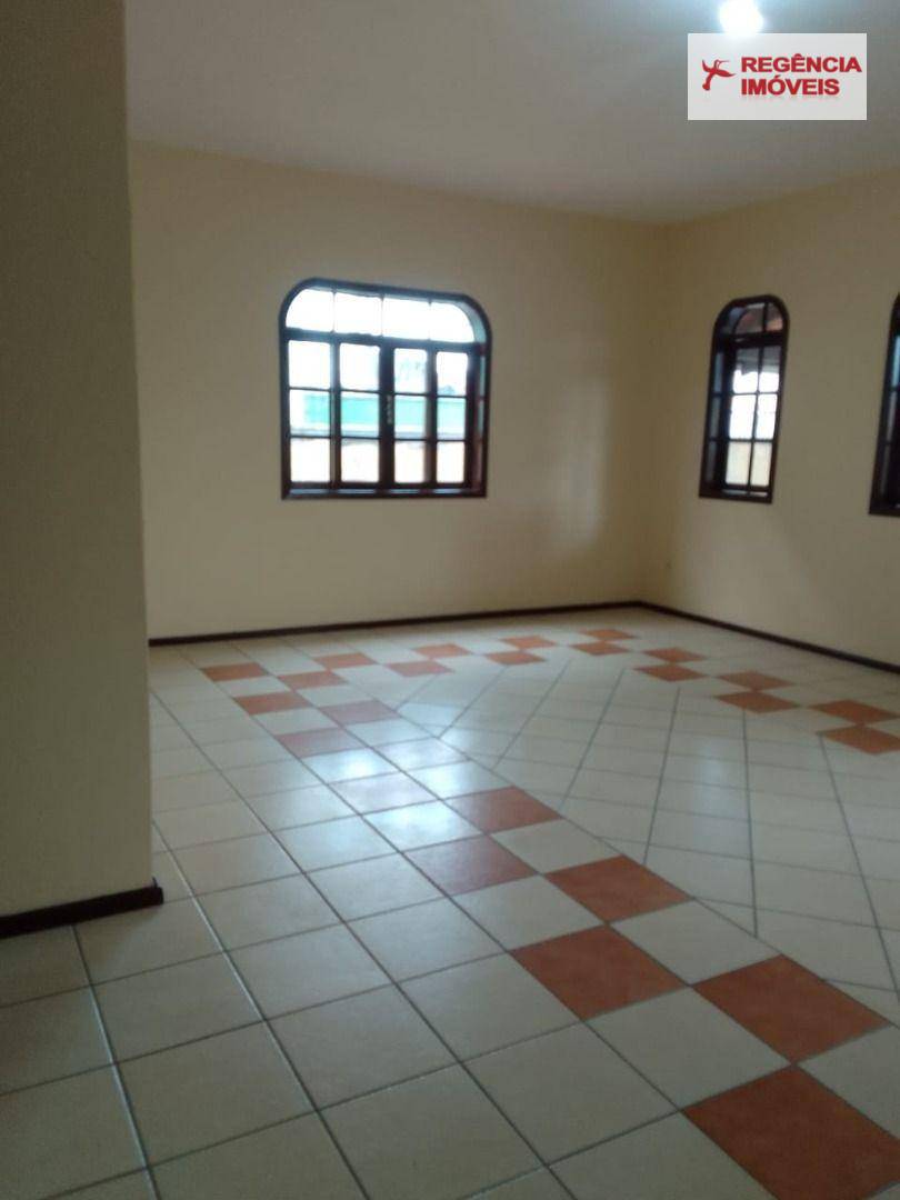 Sobrado à venda com 5 quartos, 180m² - Foto 5