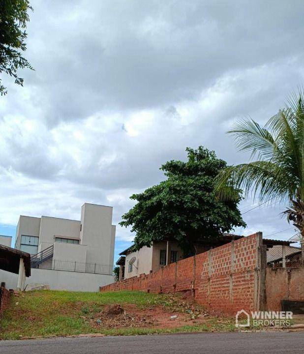 Terreno à venda, 180M2 - Foto 1