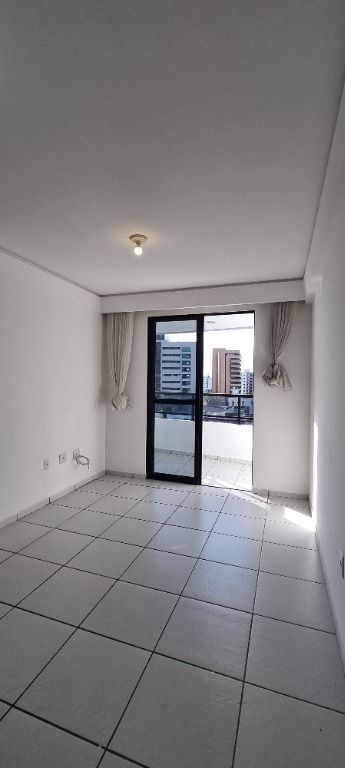 Apartamento à venda com 2 quartos, 65m² - Foto 12