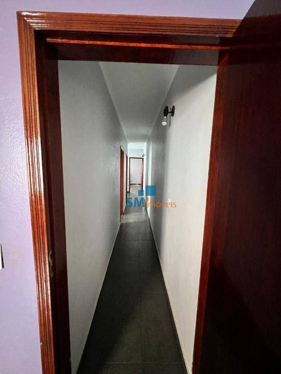 Sobrado à venda com 3 quartos, 250m² - Foto 2