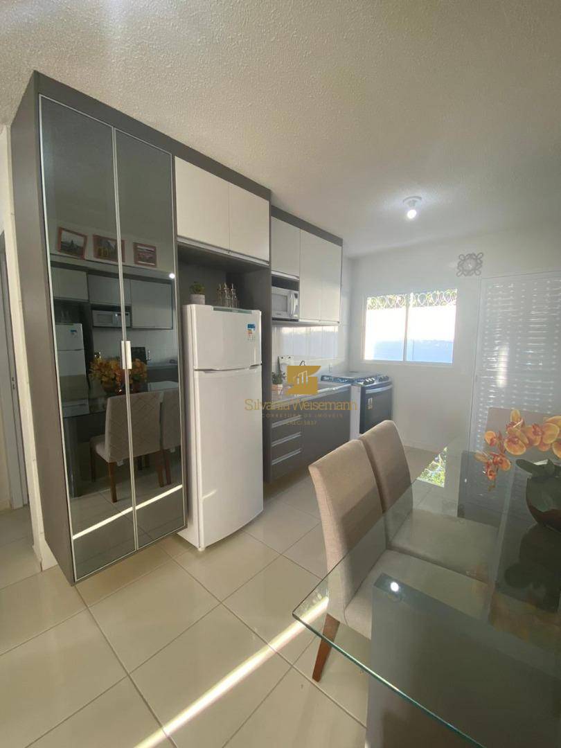 Casa à venda com 2 quartos, 55m² - Foto 6