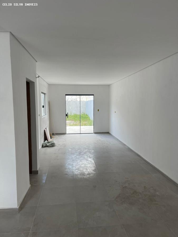 Casa à venda com 2 quartos, 159m² - Foto 3