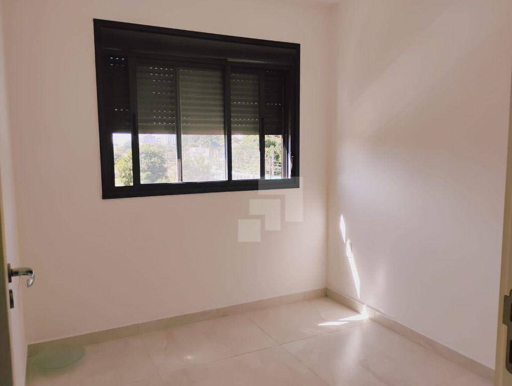 Apartamento para alugar com 2 quartos, 68m² - Foto 52
