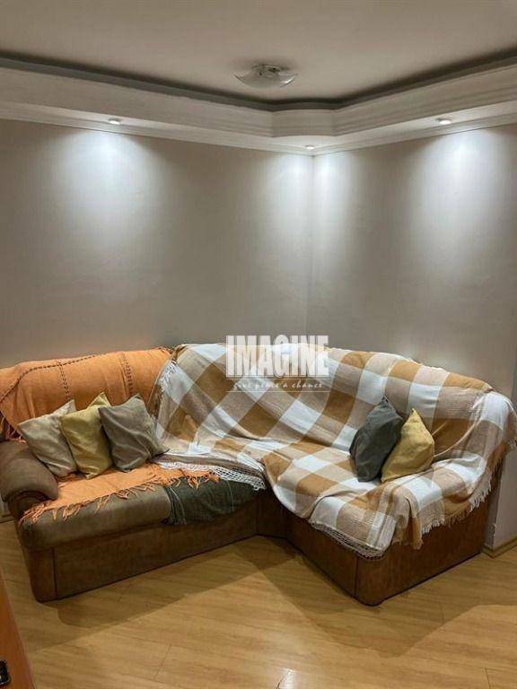 Apartamento à venda com 3 quartos, 54m² - Foto 3