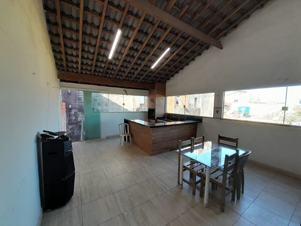 Casa à venda com 3 quartos, 250m² - Foto 23