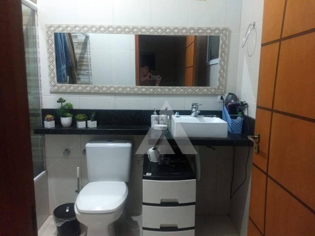 Casa à venda com 2 quartos, 195m² - Foto 15