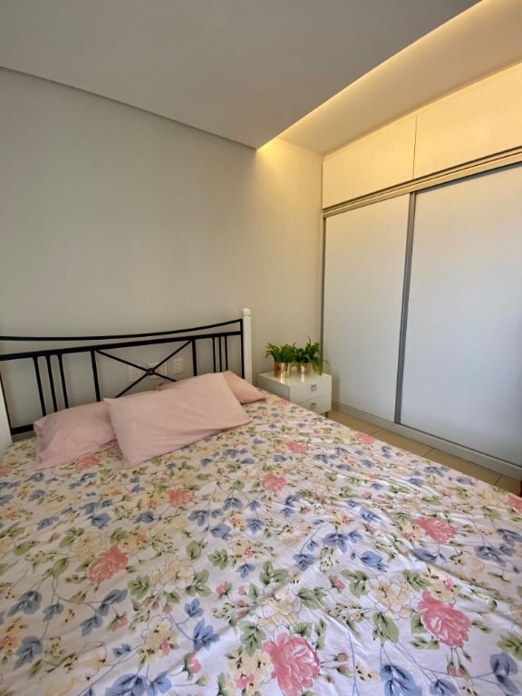 Apartamento à venda com 3 quartos, 165m² - Foto 13