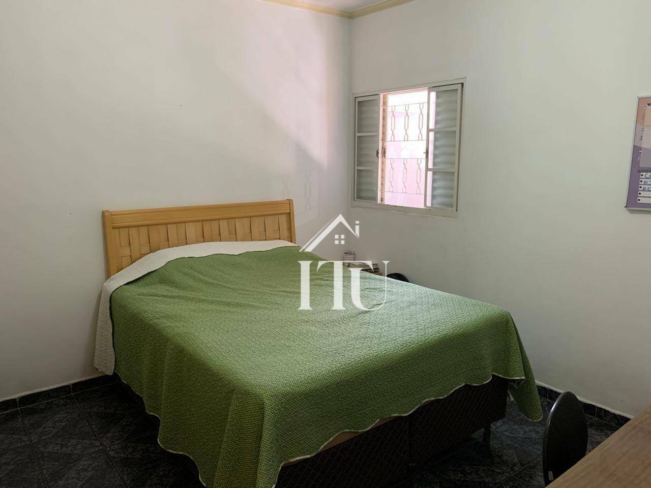Casa à venda com 3 quartos, 102m² - Foto 14