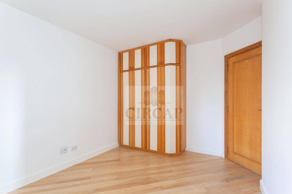 Apartamento à venda e aluguel com 4 quartos, 220m² - Foto 26